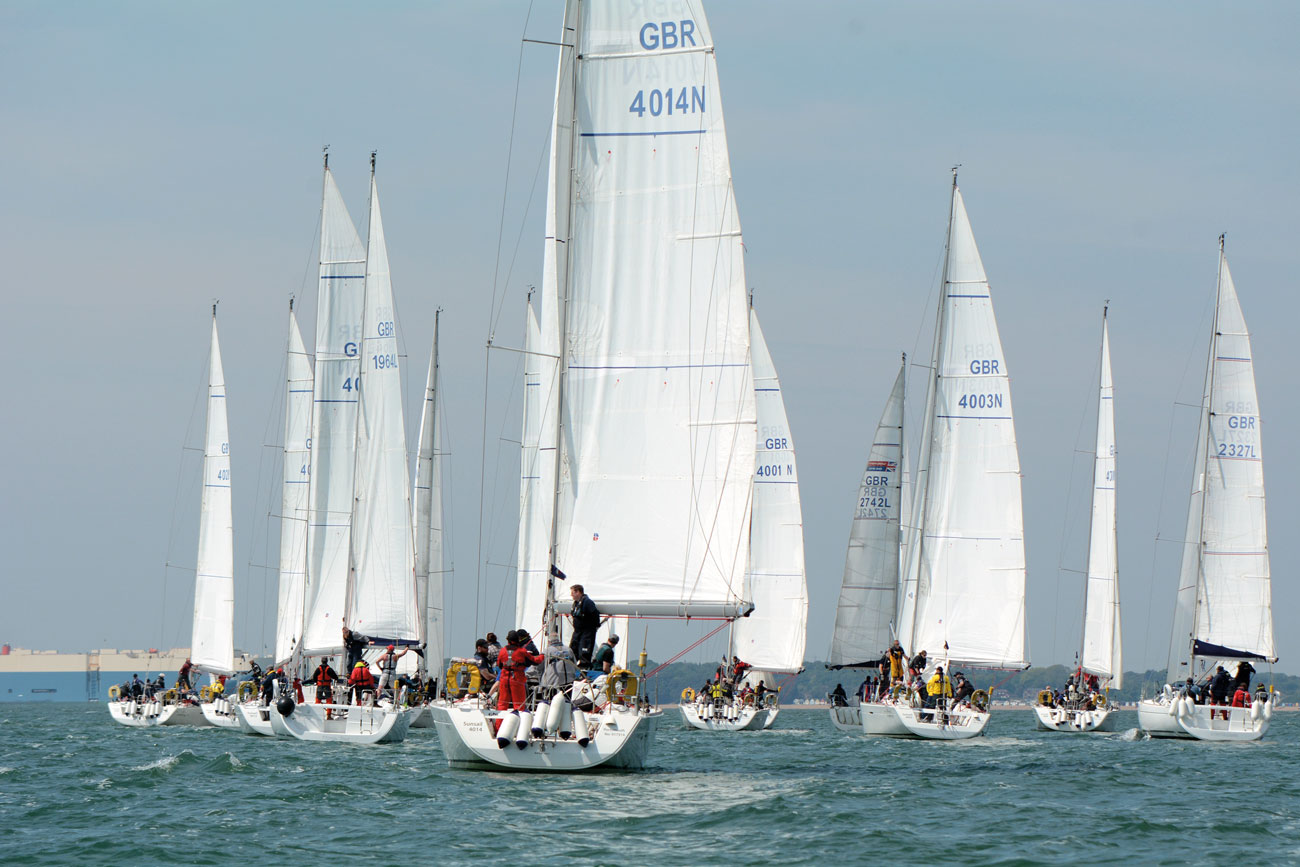 The UKFSC 2019 fleet heading off to the start line.