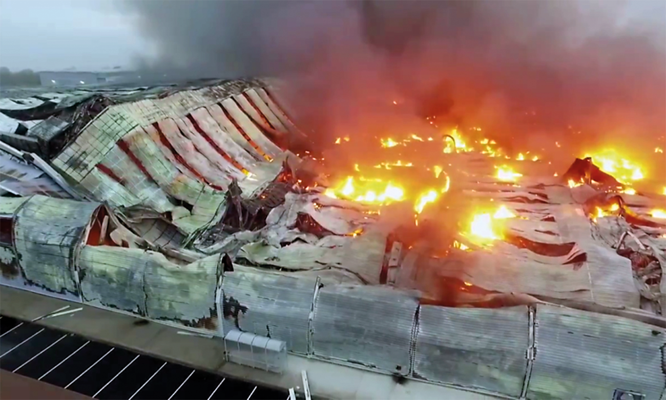 On the 11 March 2018, a fire broke out at this BREEAM Very Good warehouse. Construction work had only been completed a matter of months beforehand.Despite being more than 40,000m2 in size the building did not have sprinklers.