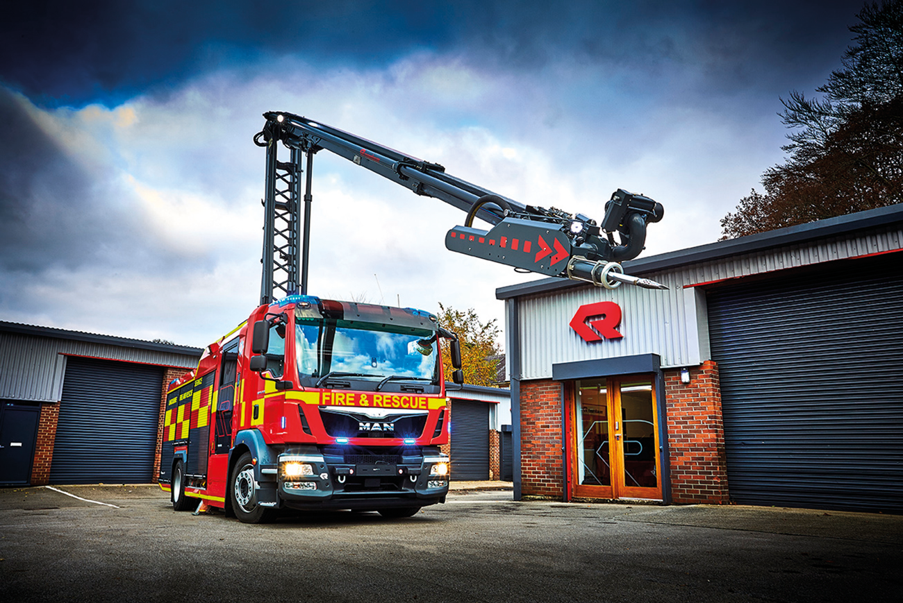 Rosenbauer AT STINGER.
