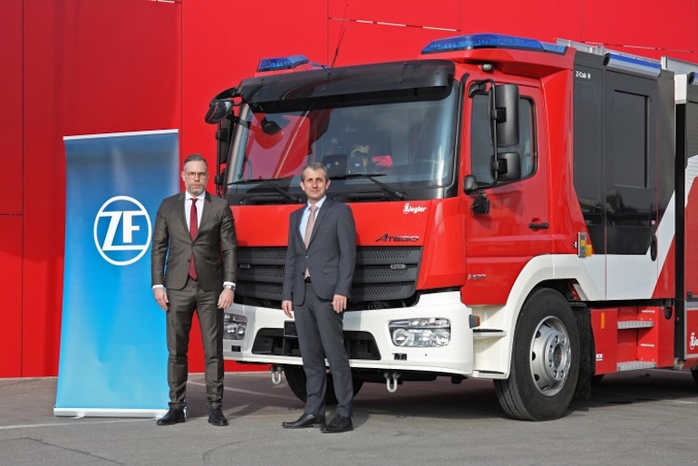 Florian Freund, responsible for ZF Rescue Connect at ZF, and Bernd Geiselmann, CFO at ZIEGLER. (ZF/ZIEGLER)