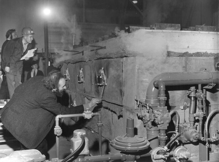 DoE Trada home improvement project, 13 December 1972. (Warringtonfire)